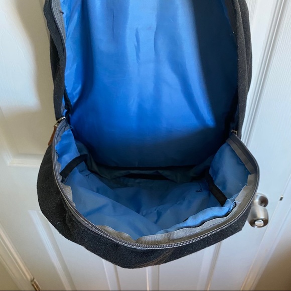 Vans Backpack - Picture 5 of 9